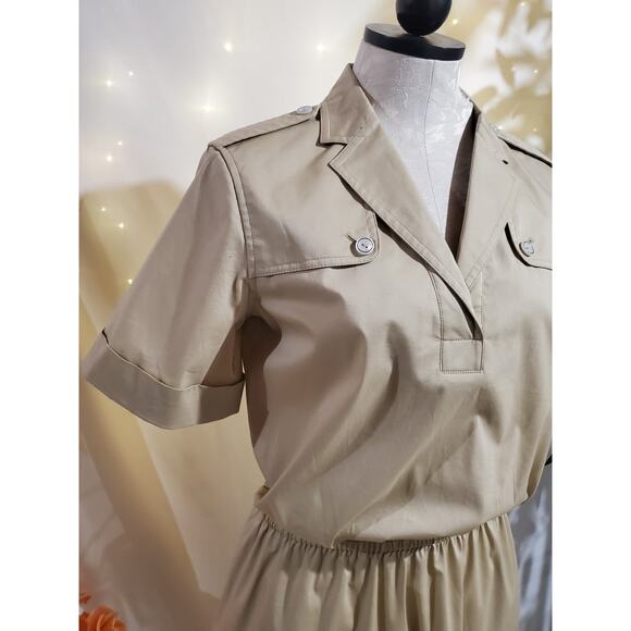 Brooks Brothers Tan Short Sleeve Mini Dress - Picture 2 of 12